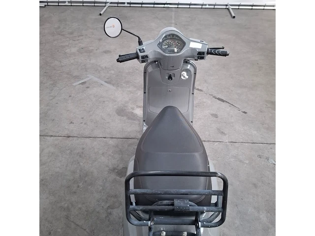 Bromscooter, la souris, sourini, 2022 - afbeelding 21 van  21