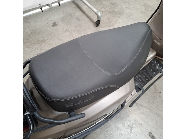 Bromscooter, la souris, sourini, 2023 - afbeelding 6 van  25