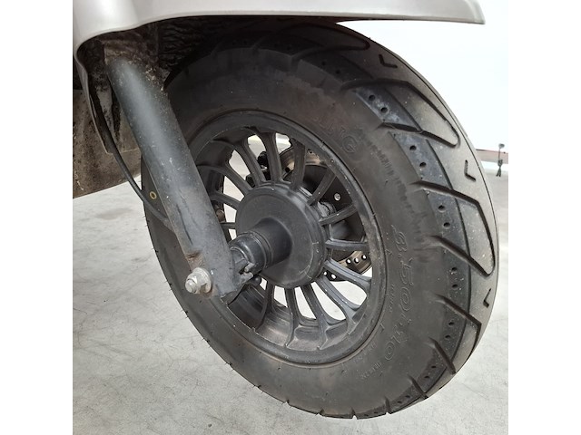 Bromscooter, la souris, sourini, 2023 - afbeelding 22 van  25