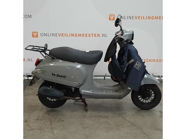 Bromscooter, la souris, sourini s, 2020 - afbeelding 1 van  18