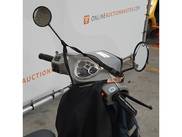 Bromscooter, la souris, sourini s, 2020 - afbeelding 17 van  18