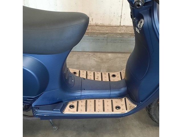 Bromscooter, la souris, sourini s, 2020 - afbeelding 17 van  20