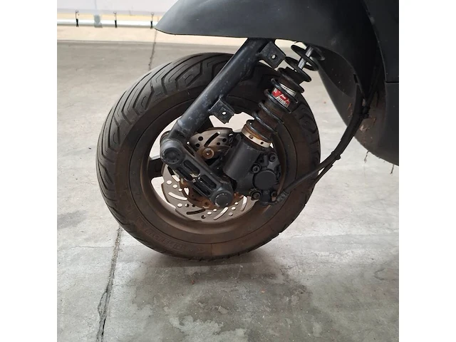 Bromscooter, piaggio, bromscooter, 2019 - afbeelding 9 van  20