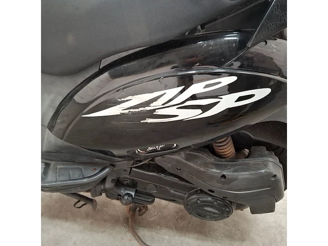 Bromscooter, piaggio, bromscooter, 2019 - afbeelding 11 van  20