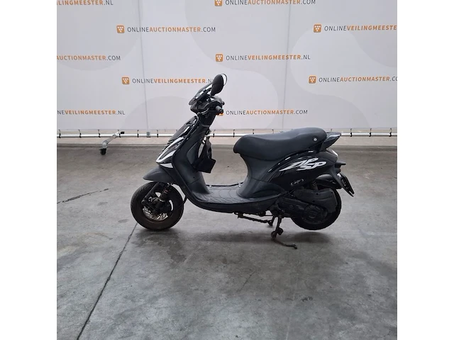 Bromscooter, piaggio, bromscooter, 2019 - afbeelding 16 van  20