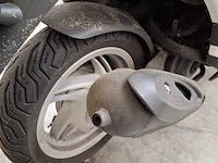 Bromscooter, piaggio, fly, 2018 - afbeelding 10 van  30