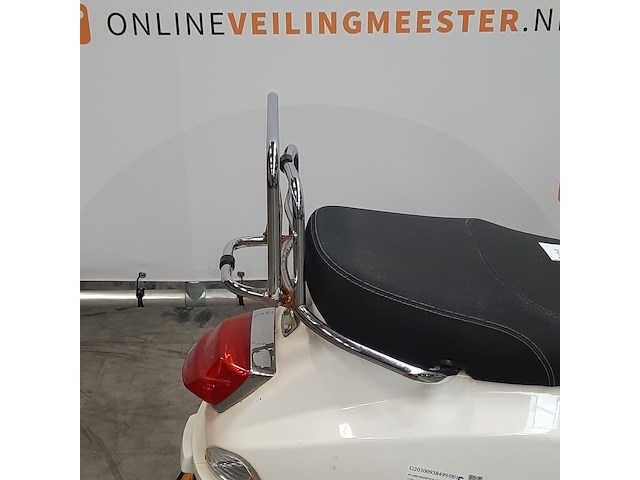 Bromscooter, piaggio, vespa, 2013 - afbeelding 2 van  19