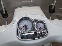 Bromscooter, piaggio, vespa, 2013 - afbeelding 9 van  19