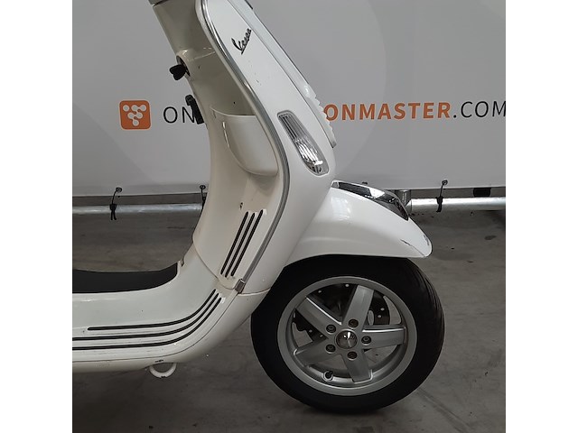 Bromscooter, piaggio, vespa, 2013 - afbeelding 14 van  19