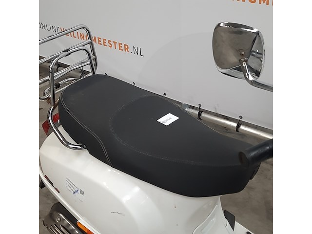 Bromscooter, piaggio, vespa, 2013 - afbeelding 19 van  19
