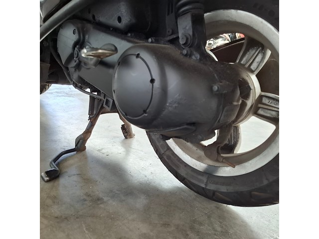 Bromscooter, piaggio, vespa primavera, 2015 - afbeelding 10 van  25