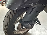 Bromscooter, piaggio, vespa primavera, 2015 - afbeelding 16 van  25