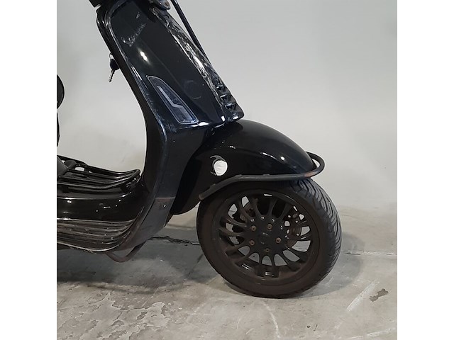 Bromscooter, piaggio, vespa sprint, 2016 - afbeelding 11 van  15
