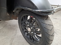 Bromscooter, piaggio, vespa sprint, 2019 - afbeelding 12 van  17