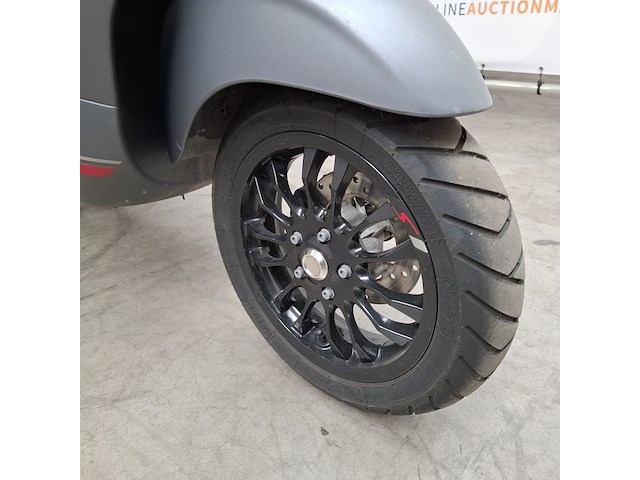 Bromscooter, piaggio, vespa sprint, 2023 - afbeelding 15 van  19