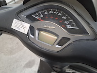 Bromscooter, piaggio, vespa sprint, 2023 - afbeelding 16 van  19