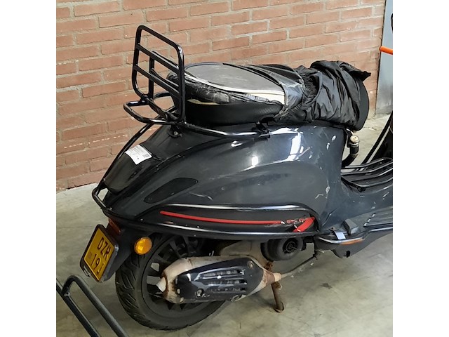 Bromscooter, piaggio, vespa sprint 4t, 2020 - afbeelding 15 van  20