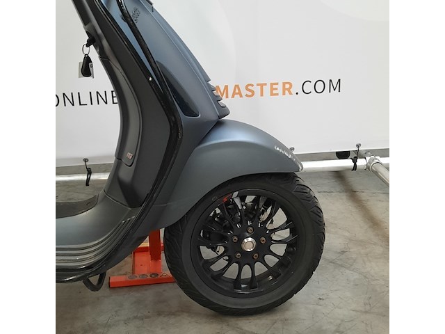 Bromscooter, piaggio, vespa sprint 50, 2021 - afbeelding 12 van  17