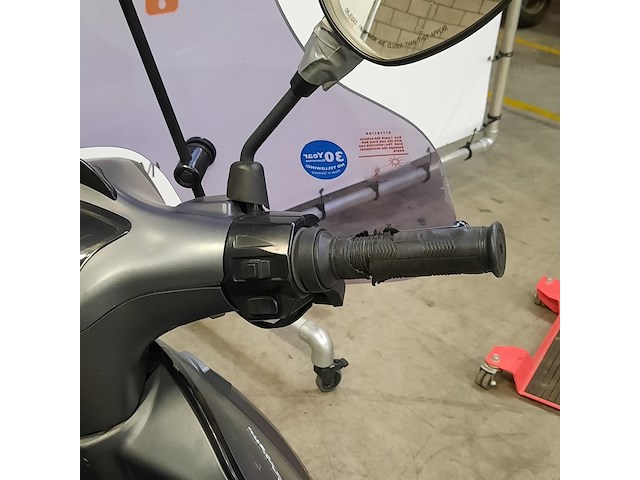 Bromscooter, piaggio, vespa sprint 50, 2022 - afbeelding 3 van  17