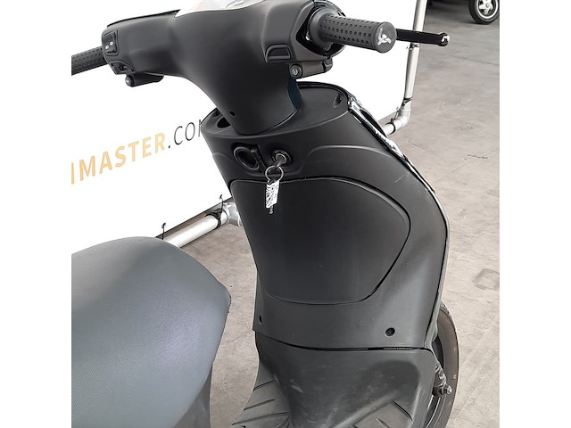 Bromscooter, piaggio, zip, 2005 - afbeelding 5 van  23
