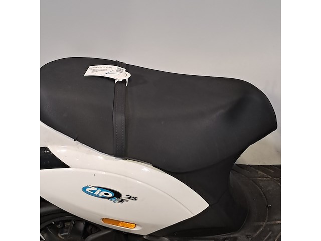 Bromscooter, piaggio, zip, 2009 - afbeelding 10 van  15