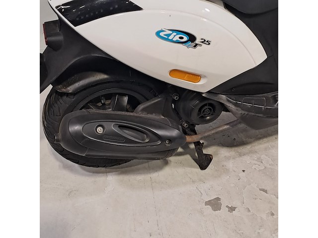 Bromscooter, piaggio, zip, 2009 - afbeelding 15 van  15