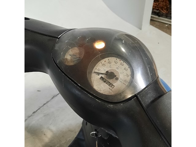 Bromscooter, piaggio, zip, 2009 - afbeelding 2 van  16