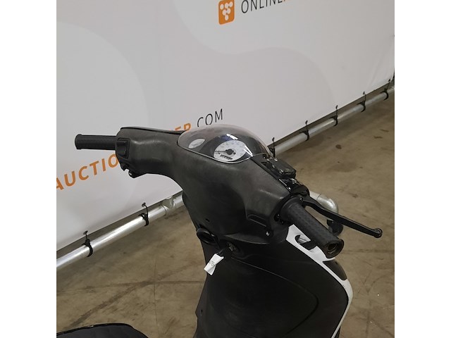 Bromscooter, piaggio, zip, 2013 - afbeelding 2 van  18