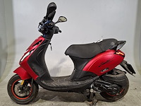 Bromscooter, piaggio, zip, 2013 - afbeelding 12 van  21