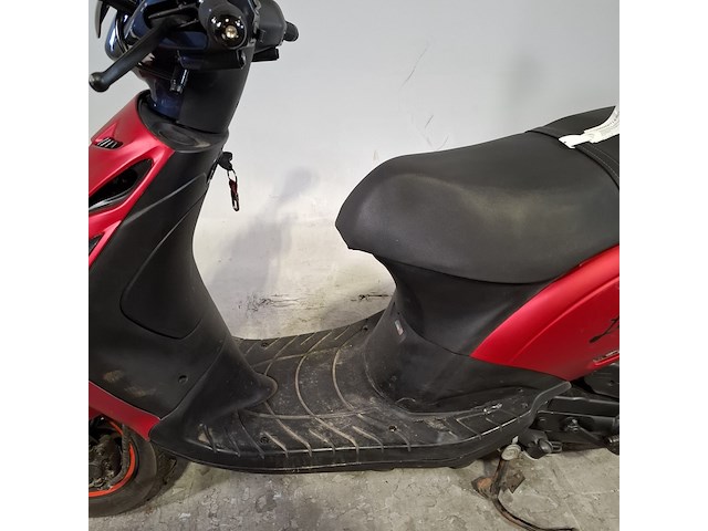 Bromscooter, piaggio, zip, 2013 - afbeelding 18 van  21