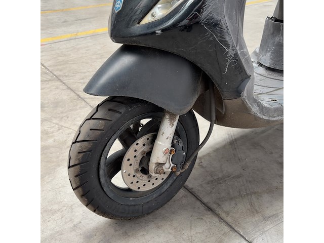 Bromscooter, piaggio, zip, 2015 - afbeelding 2 van  12
