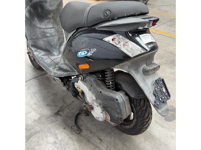 Bromscooter, piaggio, zip, 2015 - afbeelding 12 van  12