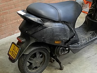 Bromscooter, piaggio, zip, 2017 - afbeelding 11 van  16