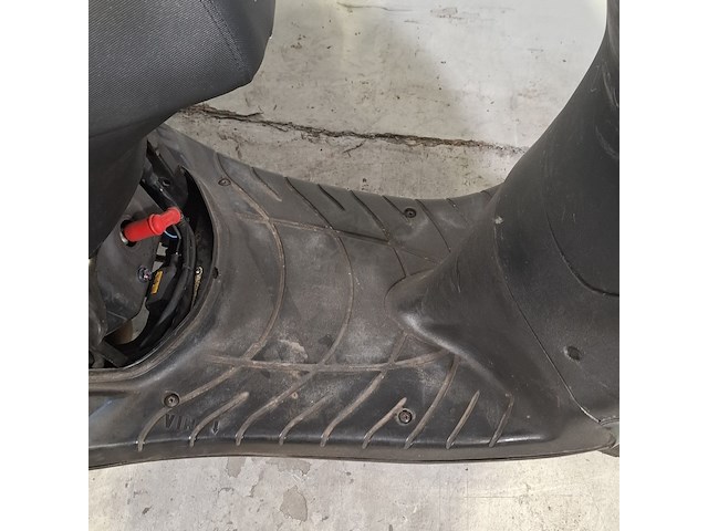 Bromscooter, piaggio, zip, 2018 - afbeelding 3 van  16