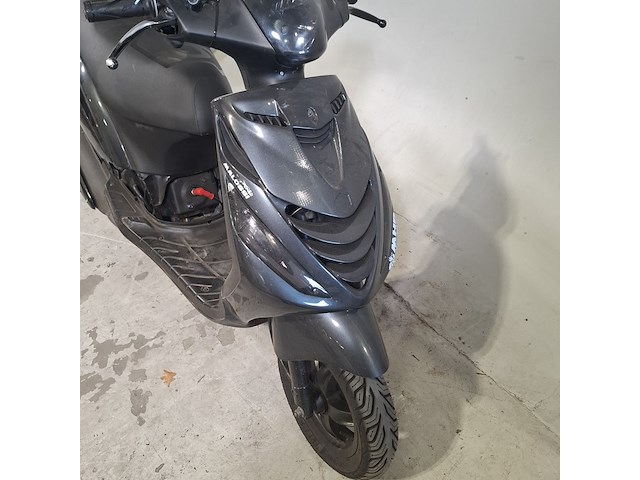 Bromscooter, piaggio, zip, 2018 - afbeelding 4 van  16