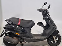 Bromscooter, piaggio, zip, 2019 - afbeelding 1 van  16
