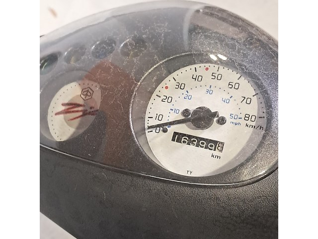 Bromscooter, piaggio, zip, 2019 - afbeelding 14 van  16