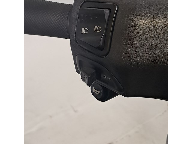 Bromscooter, piaggio, zip, 2019 - afbeelding 15 van  16