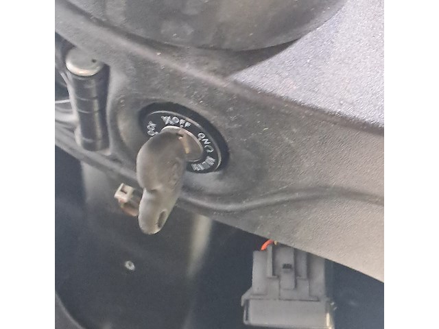 Bromscooter, piaggio, zip, 2019 - afbeelding 16 van  16