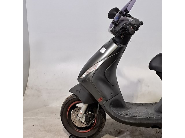 Bromscooter, piaggio, zip, 2022 - afbeelding 6 van  15