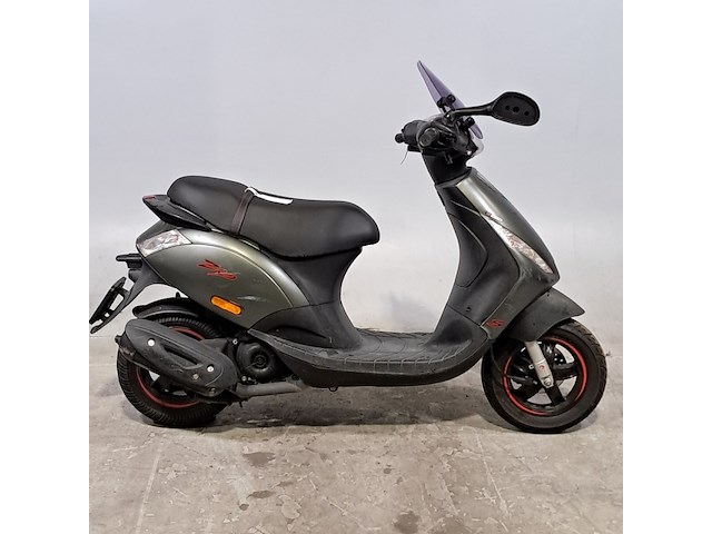 Bromscooter, piaggio, zip, 2022 - afbeelding 1 van  15