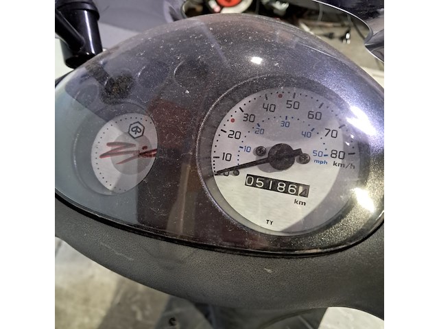Bromscooter, piaggio, zip, 2022 - afbeelding 13 van  15