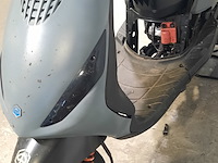 Bromscooter, piaggio, zip, 2022 - afbeelding 11 van  23