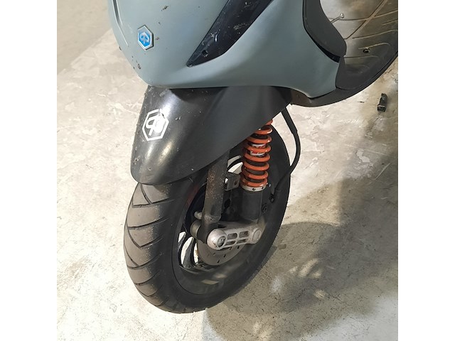 Bromscooter, piaggio, zip, 2022 - afbeelding 13 van  23