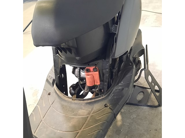 Bromscooter, piaggio, zip, 2022 - afbeelding 15 van  23