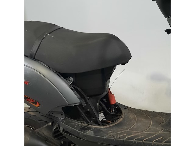 Bromscooter, piaggio, zip, 2022 - afbeelding 18 van  23
