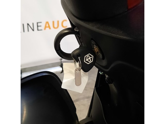 Bromscooter, piaggio, zip, 2024 - afbeelding 5 van  17