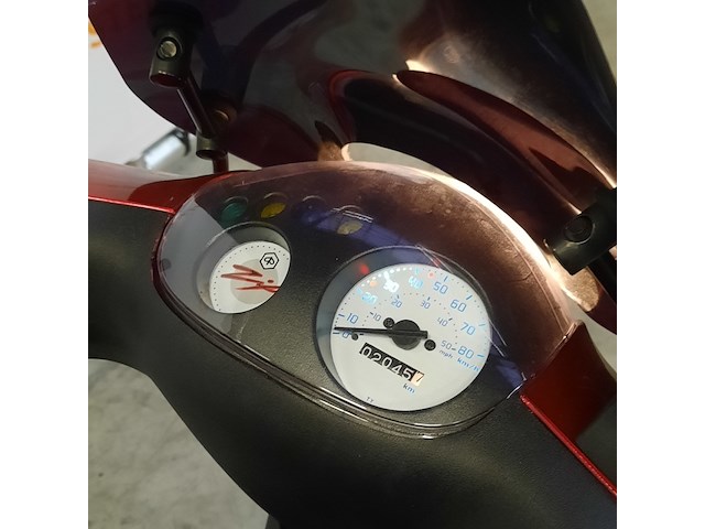 Bromscooter, piaggio, zip, 2024 - afbeelding 6 van  17