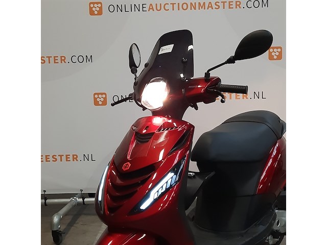 Bromscooter, piaggio, zip, 2024 - afbeelding 9 van  17