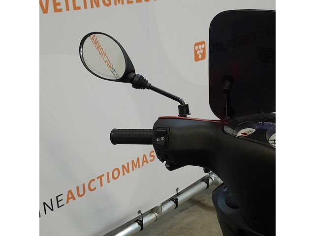 Bromscooter, piaggio, zip, 2024 - afbeelding 17 van  17